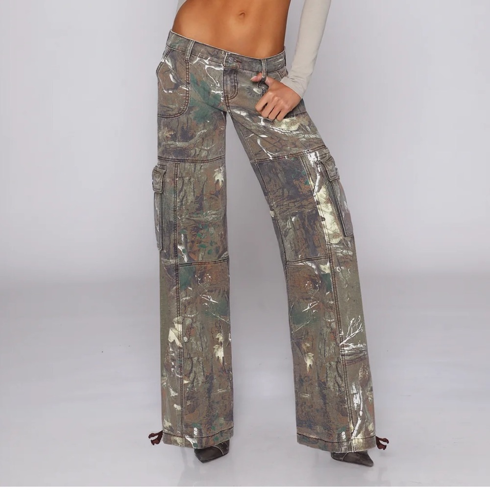 Revice Camo Wide-Leg Cargo Pants - Women's Green Camo